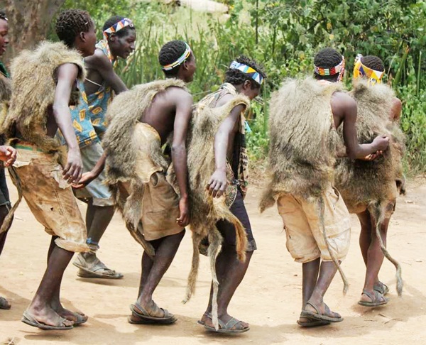 1-Day Trip to Hadzabe and Datoga Community Lake Eyasi