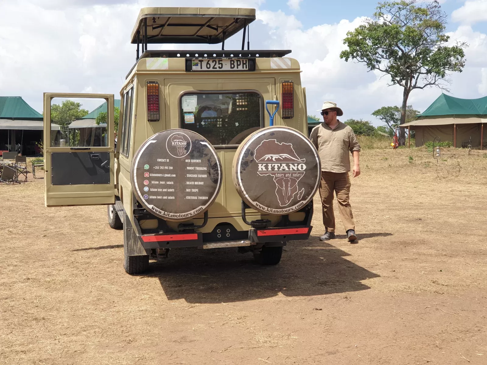 2-Day Kapama Buffalo Camp Fly-in Safari from Cape Town hero photo