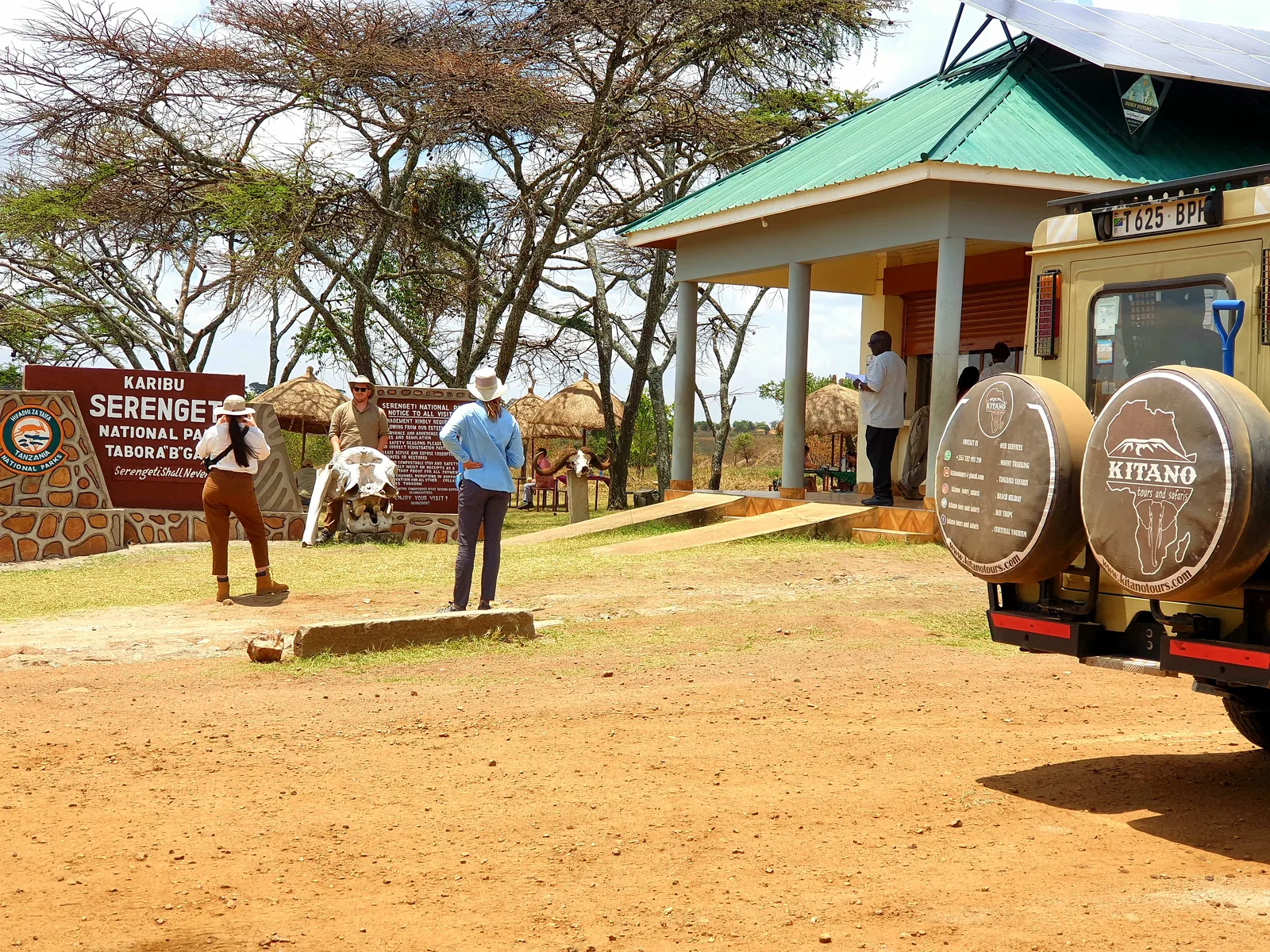 5-Day Tailored Luxury Safari Across 4-Tanzanian Parks - Tanzania safari hero photo