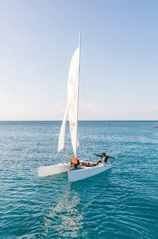 4-Day Zanzibar to Nyerere NP with 2 Game Drive & Boat - Tanzania safari gallery image