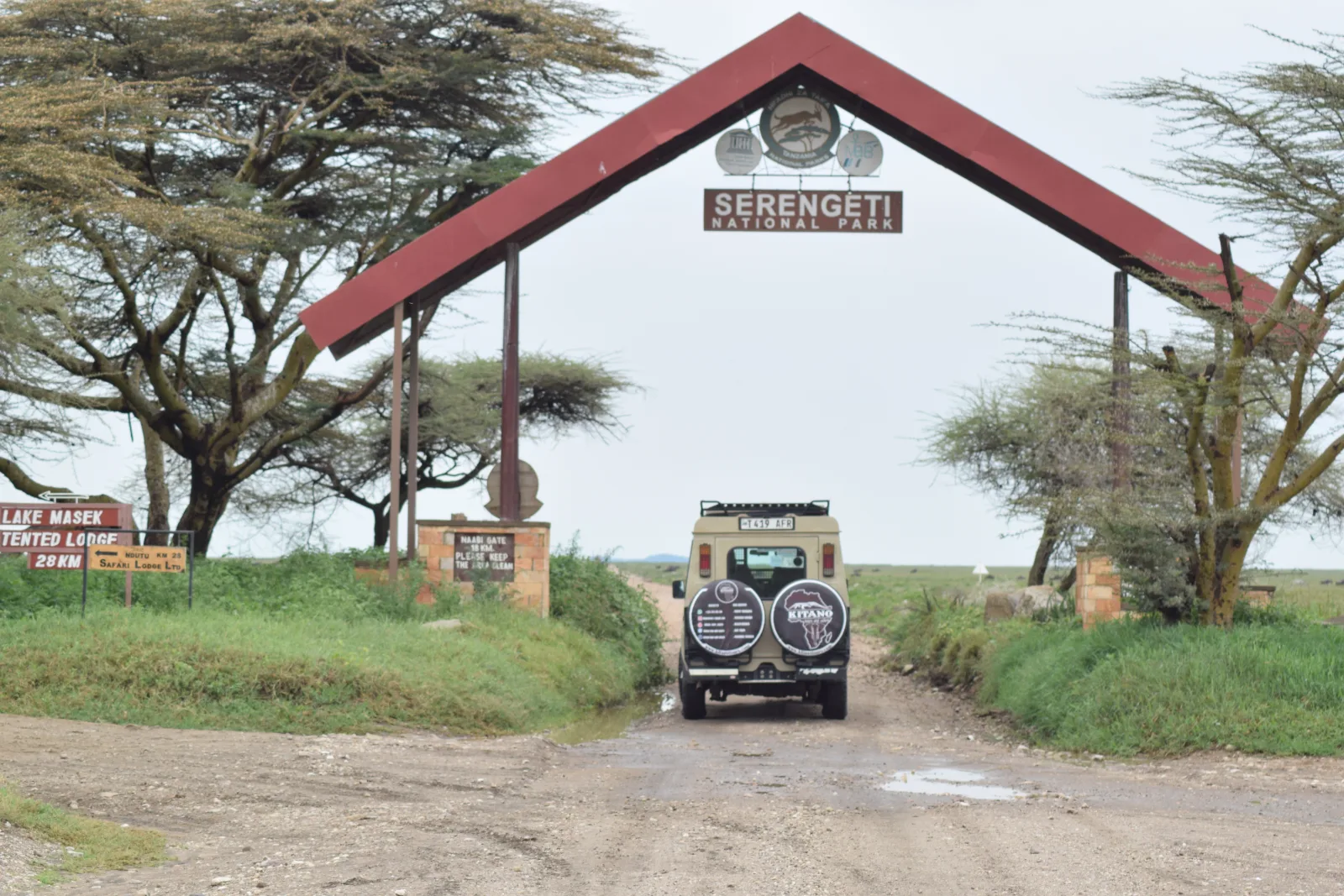Ultimate the unforgettable adventure 3-Day Serengeti and Ngorongoro Fly-in Safari gallery image