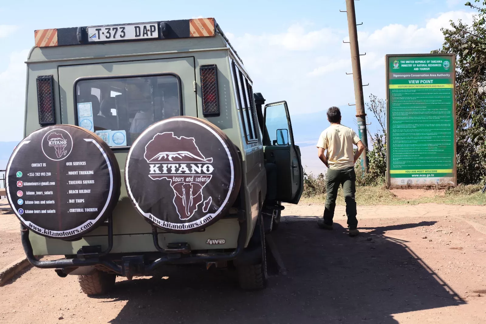 4-Day Okavango Delta + Moremi Game Reserve hero photo