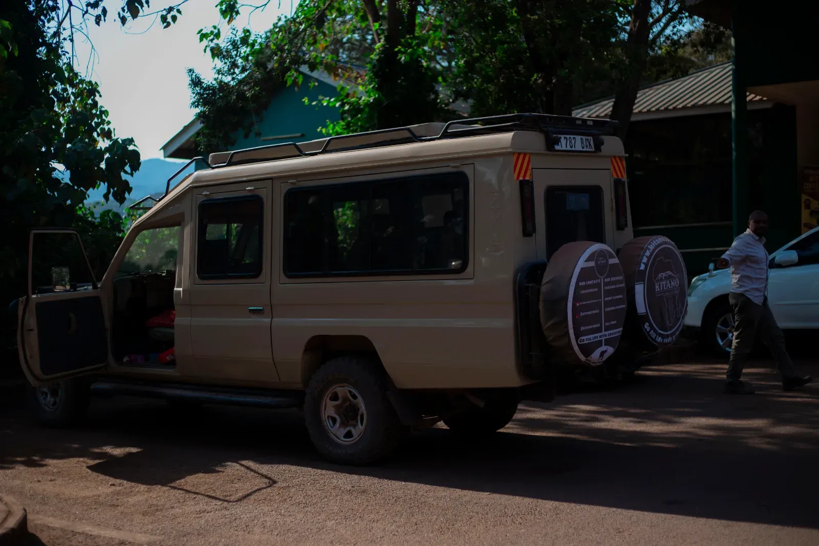 4-Day Okavango Classic Fly-in Safari at Moremi Crossing hero photo