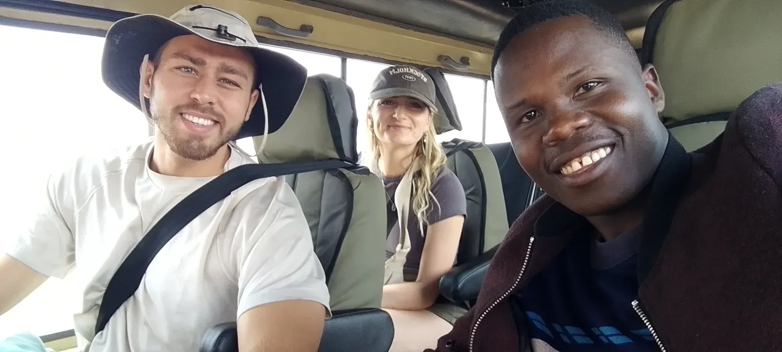 1-Day Safari to Nairobi National Park with Exercusions - Kenya tours hero photo