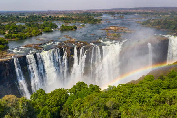 7-Day Jewels of Botswana & Falls gallery image
