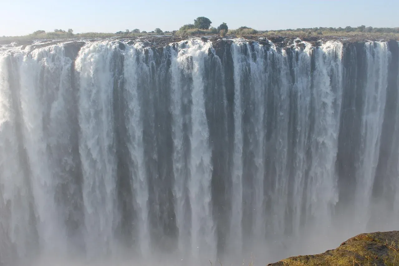 12-Day Zambia and Malawi hero photo